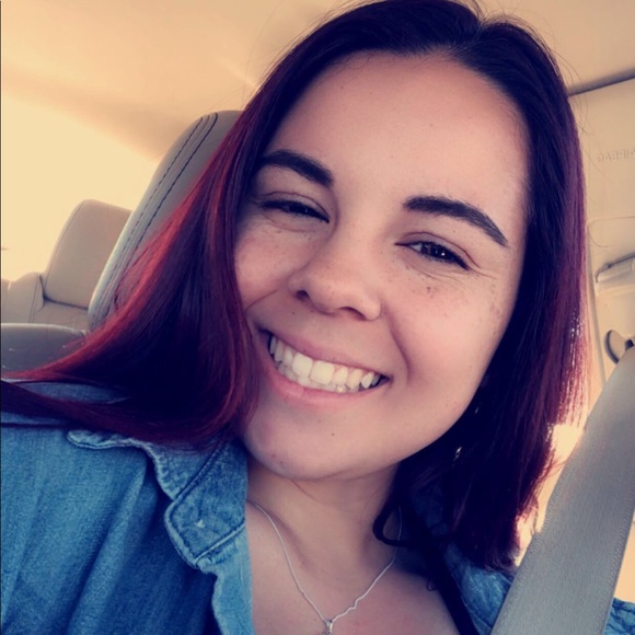 Meet your Posher, Lexi - Picture 1 of 1